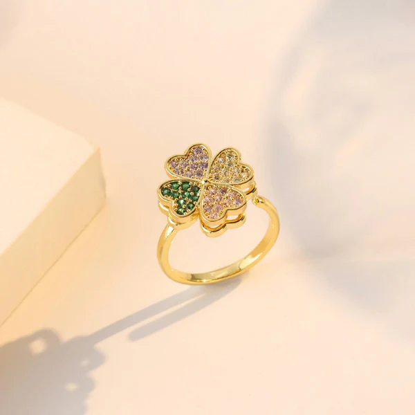 Clover Royale Ring