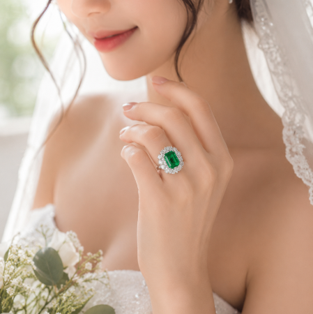 The Dutchess Emerald AD Anti Tarnish Ring